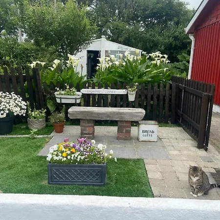 Barrow Harbour Bed & Breakfast 4*