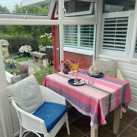 Barrow Harbour 4*